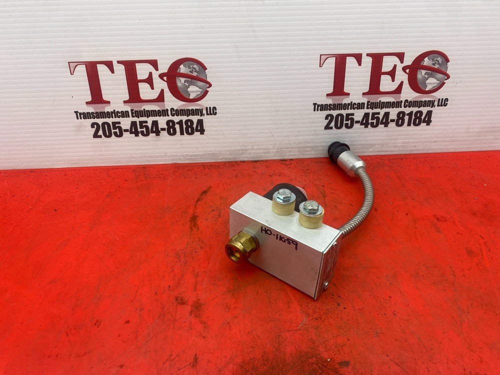 NORDSON E100XT-SB GLUE GUN HEAD