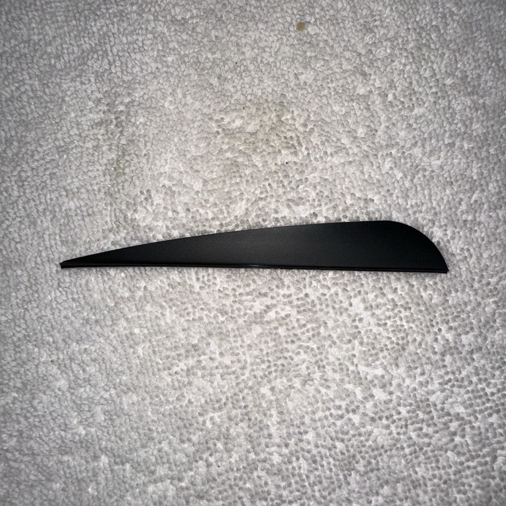 Norway - 4" Duravanes - Black - 100 Pack