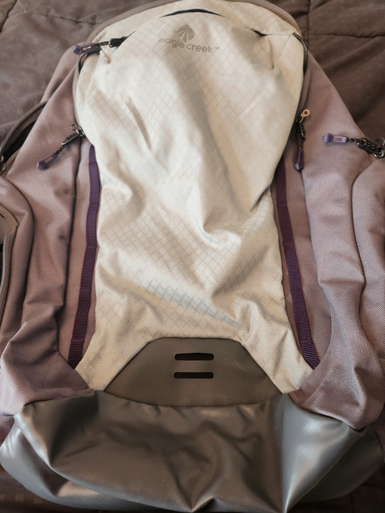 Eagle Creek Gear Backpack And Crossbody
