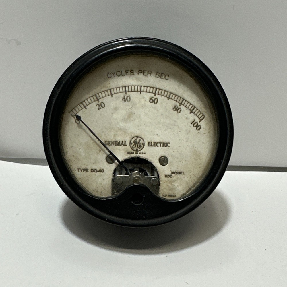 General Electric Type D0-40 Model 8D0 Cycles Per Sec Panel Meter