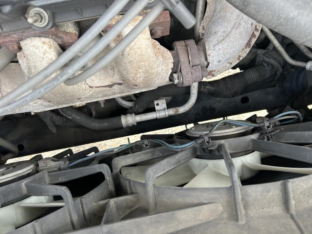 Driver Left Front Spindle/Knuckle Fits 04-08 PACIFICA 104952230