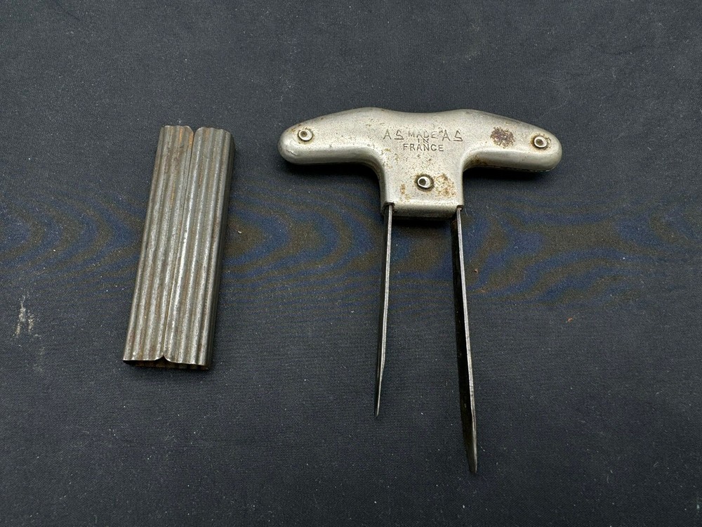 Antique French AS AS two prong cork puller