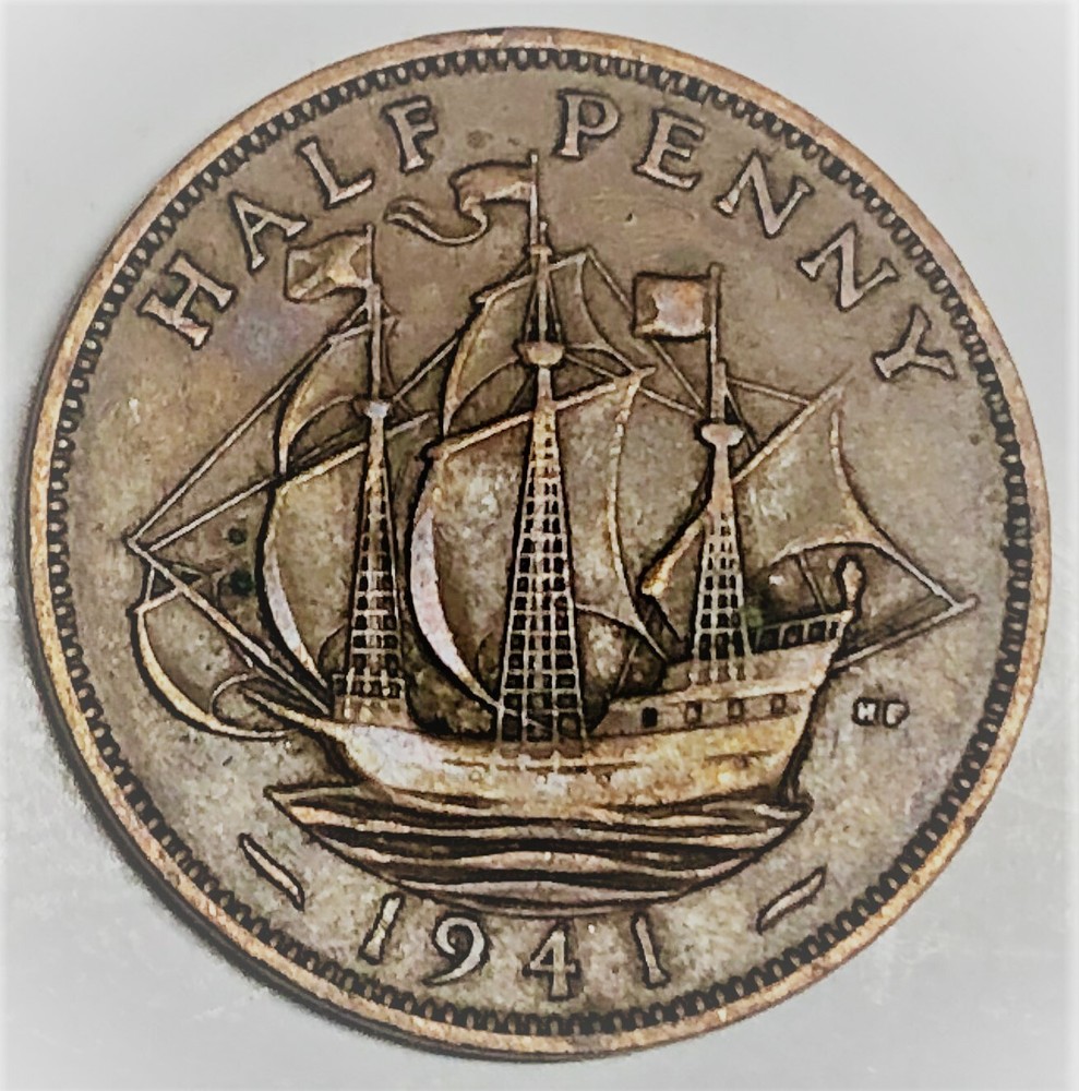 # C9186    GREAT BRITAIN     COIN,     HALF  PENNY    1941