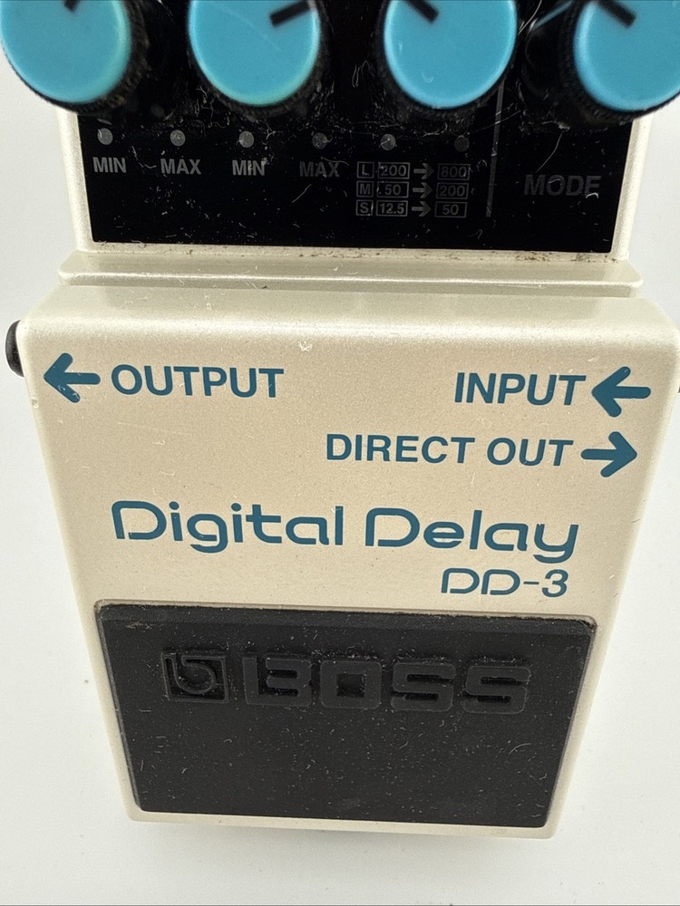 BOSS DD-3 DIGITAL DELAY PEDAL