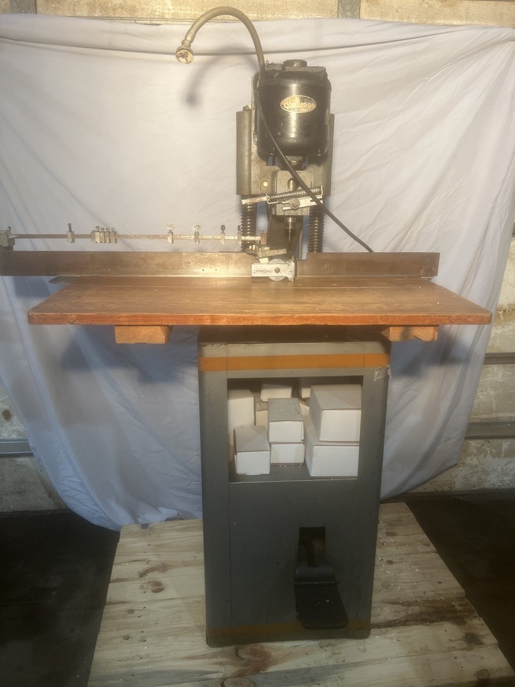 Acme Wire Sticher Model A