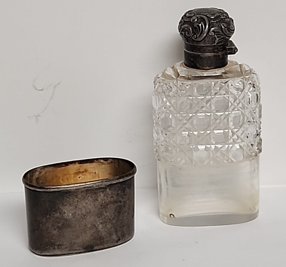 Thomas Ingleton Sterling Silver & Cut Glass Locking Hip Flask C. 1906