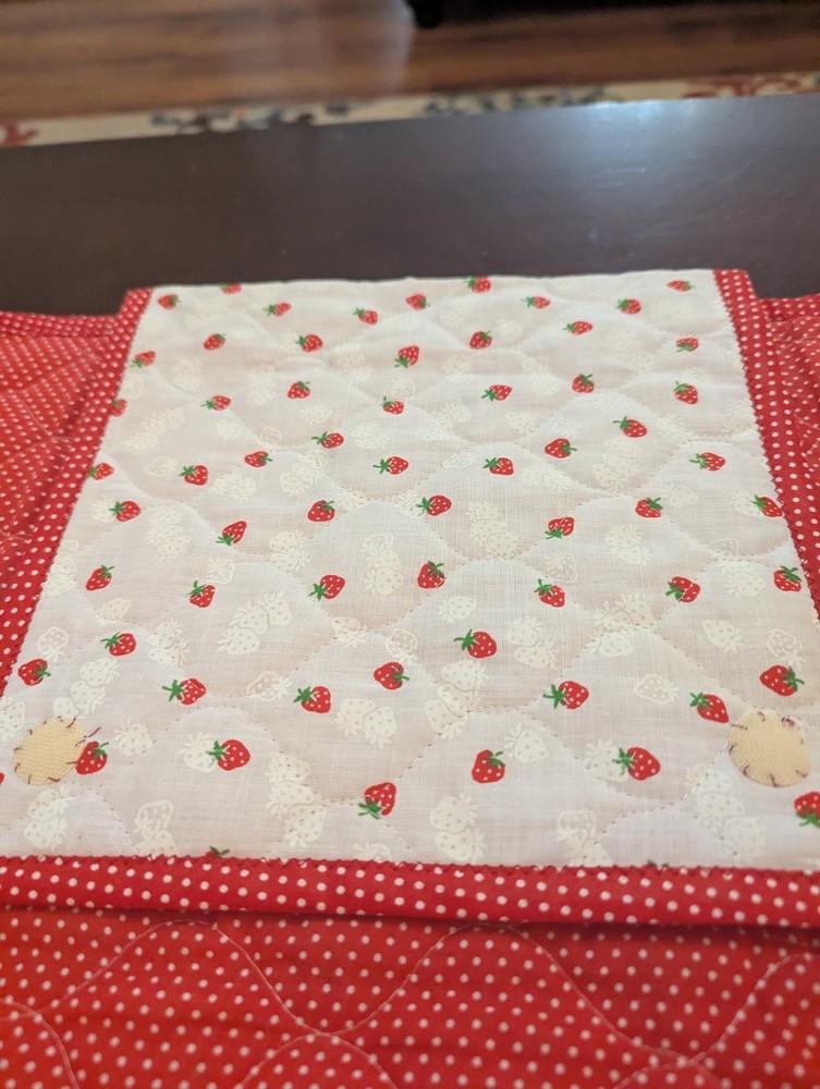 Strawberry Printed Pot Holder Carrier