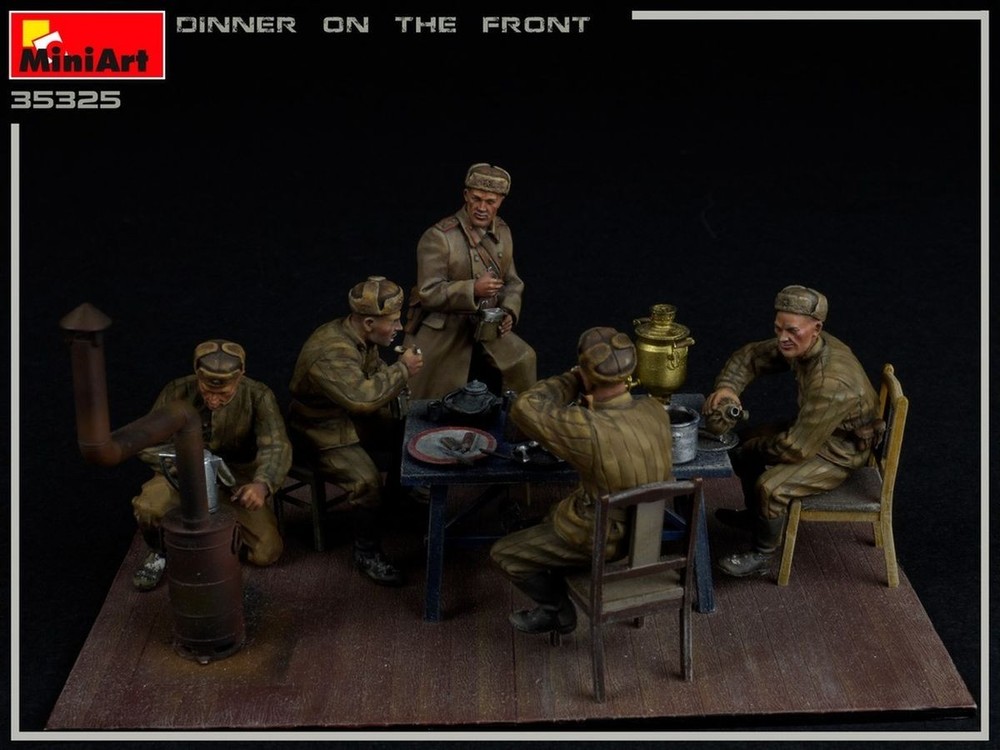 MiniArt 35325 1/35 DINNER ON THE FRONT