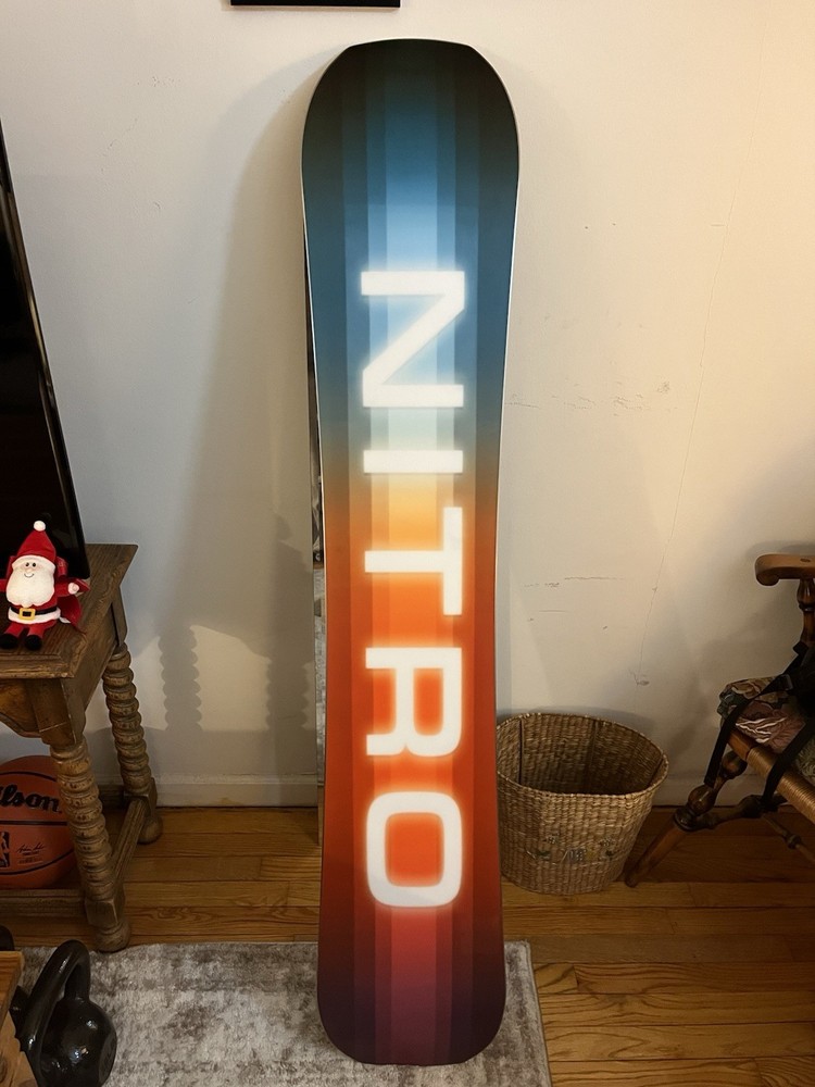 Nitro Team Snowboard 157 cm Brand New