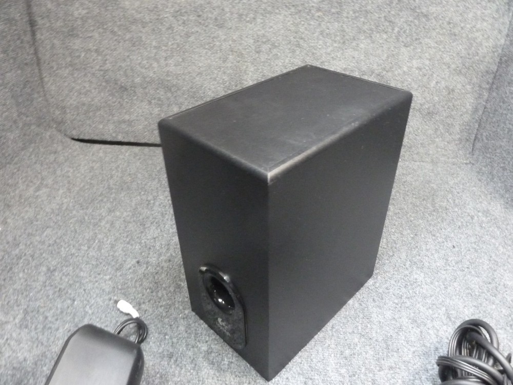 Logitech X-530 Surround Sound PC Computer Speaker System
