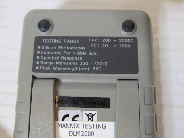 Mannix Digital Light Meter with Case, DLM2000