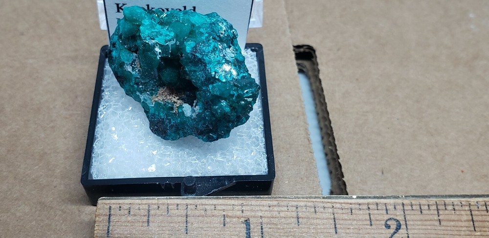 Beautiful Dioptase Thumbnail specimen