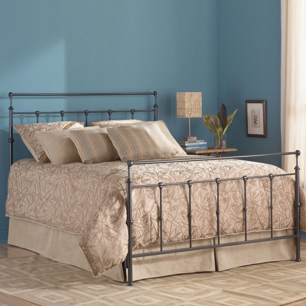 Queen Winslow Bolt-On Headboard & Footboard
