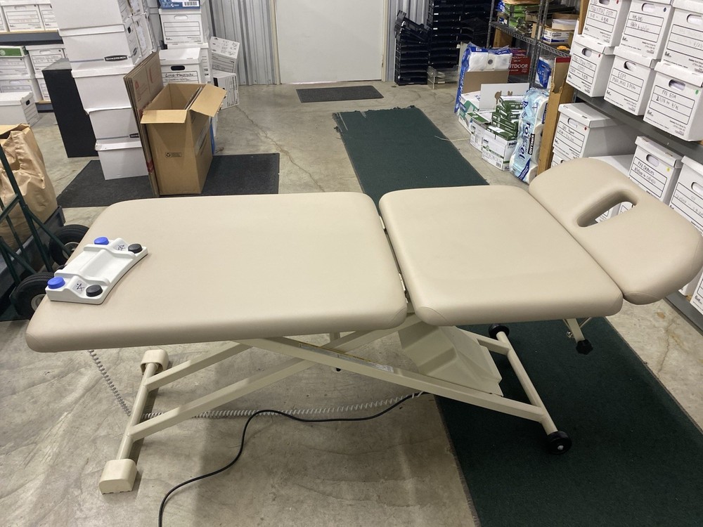 Linak Physical Therapy Table 2013