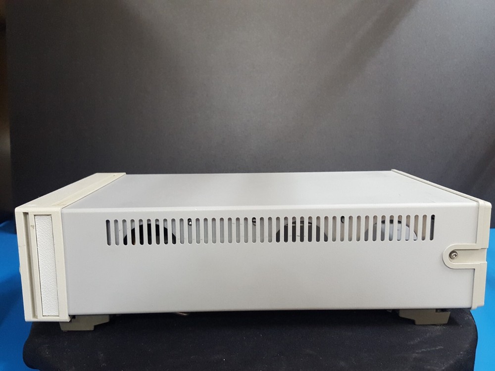 Agilent 3499B: Switch / Control System Main Frame (0293)