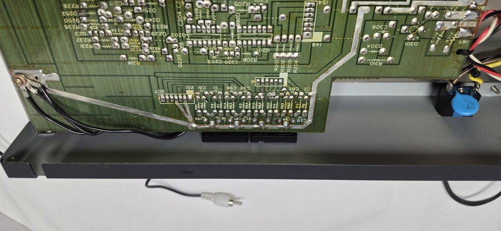 onkyo integra eq-35 Equalizer - Powers On - Missing Slider Knobs - As Is Read