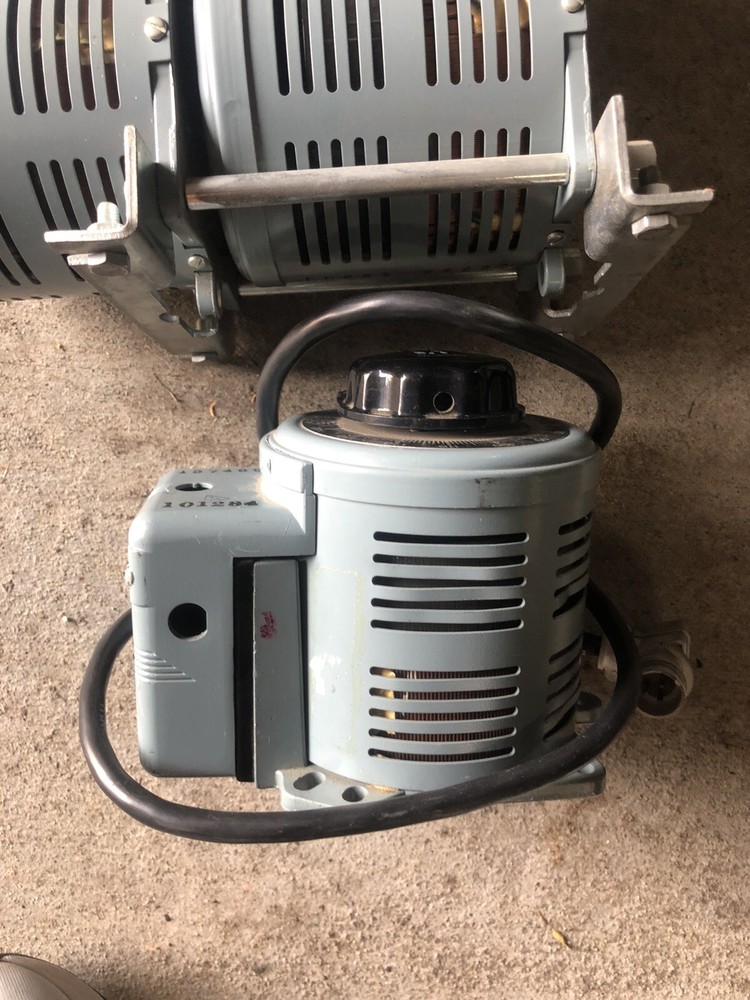 SUPERIOR ELECTRIC POWERSTAT VARIABLE AUTO TRANSFORMER TYPE 216BT-2 UNTESTED
