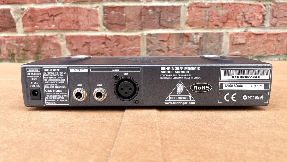 Behringer MIC800 Microphone Modeling Preamp