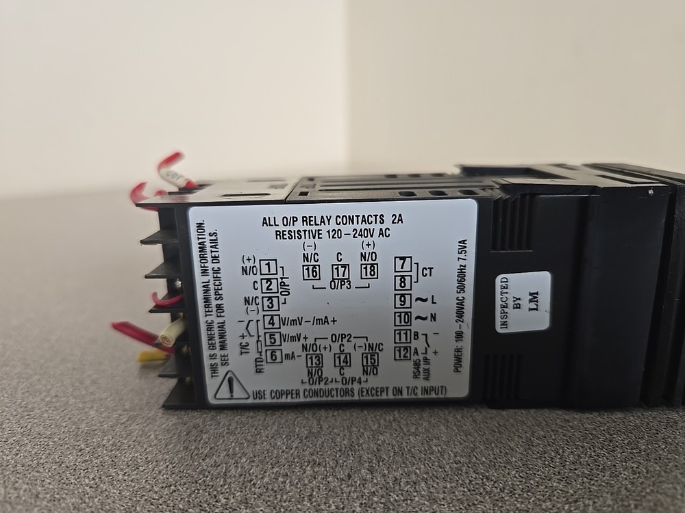 WEST 6100+ Model P6101 Temperature Controller 120-240VAC 24VDC