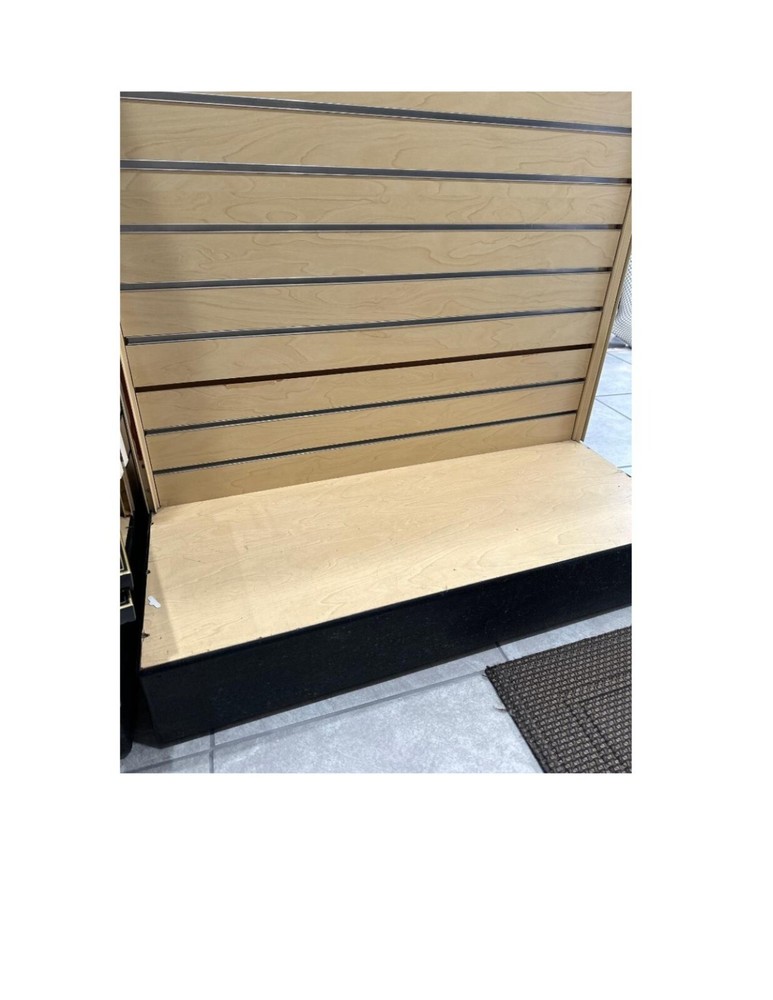 Slatwall fixture display