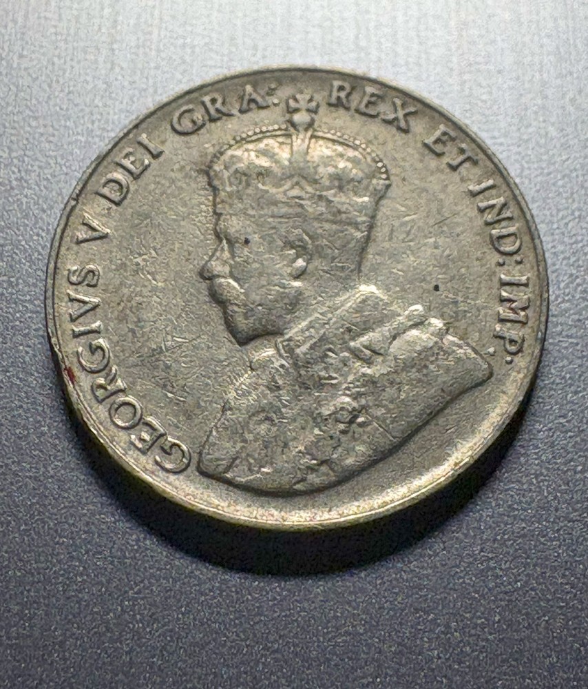 1935 CANADIAN CANADA 5 CENT
