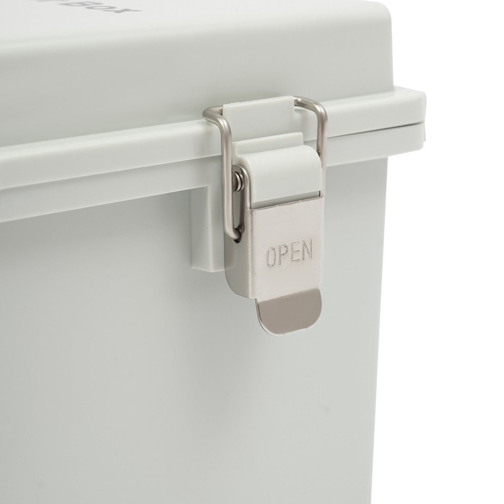 4String Solar PV Combiner Box 63A Circuit Breaker Solar Panel System Waterproof