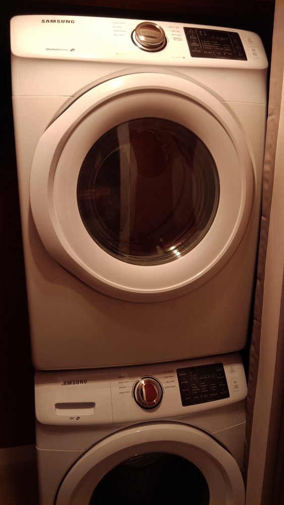 Samsung VRT washer and dryer set