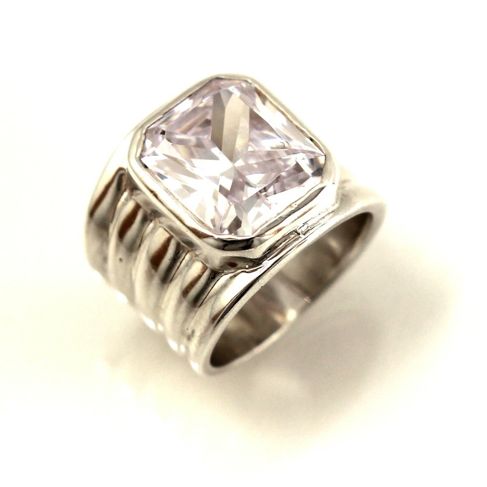 Solid Sterling Silver .925 Classic Cubic Zirconia Solitaire Ring TPJ