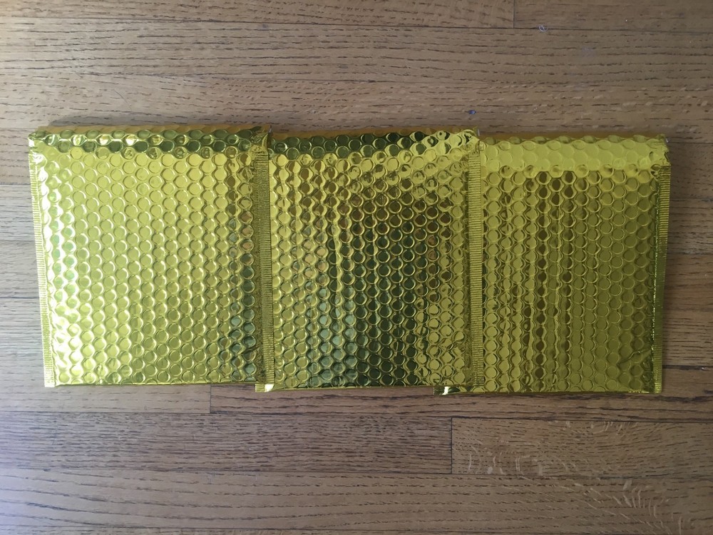 Poly Mailer Padded Envelope Bubble mailer envelope 7.25x8 Gold Metallic. UTAPE®