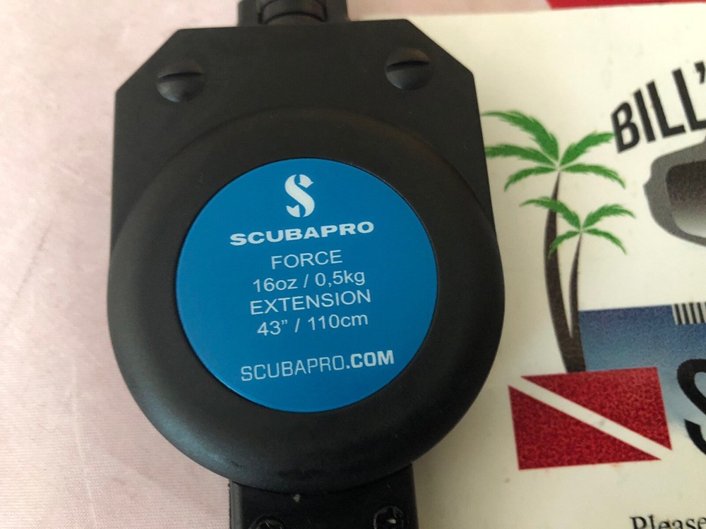 SCUBAPRO REGULATOR / ACCESSORY CONSOLE CLIP NICE!