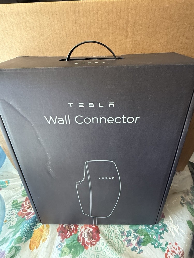 Tesla Wall Connector (Read Description)