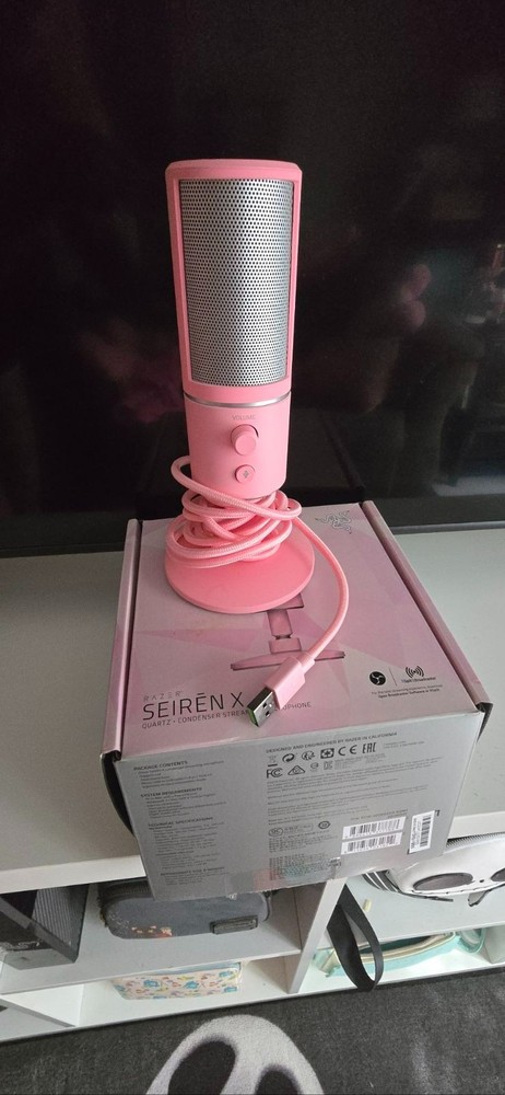 Razer X USB Streaming Microphone | Never used | Pink Quartz