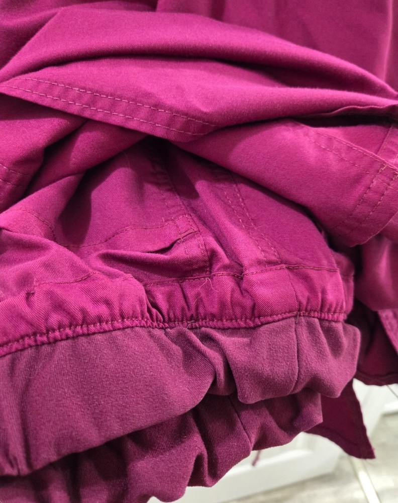 Womens Maroon Large/XL Scrubs Set