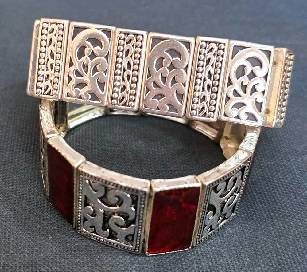Stylish 4pc Lot Stretch Bracelets