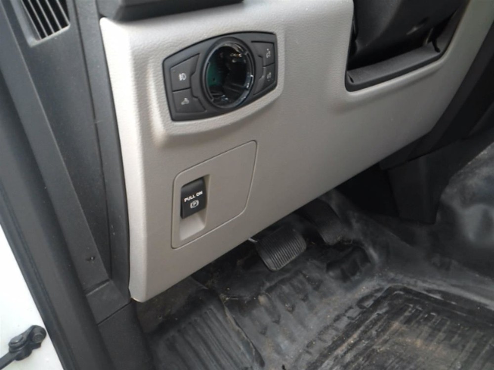 F150 2019 High Mounted Stop Light 104820185