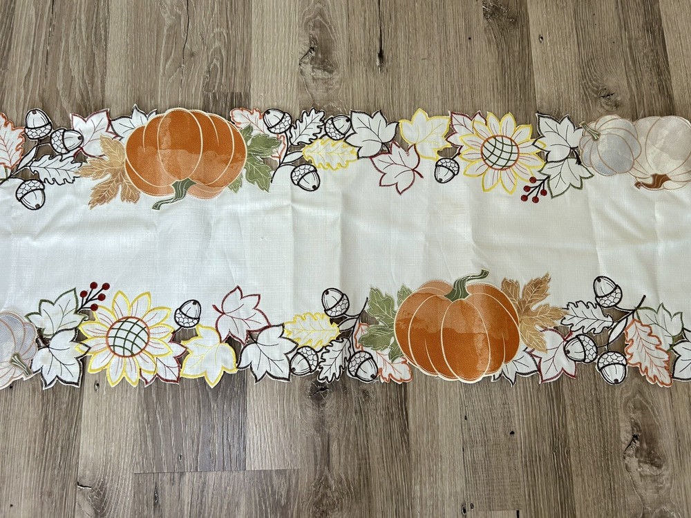 Beautiful Dining Table Fall Theme Runner 71 X 90 With Scalloped Edges
