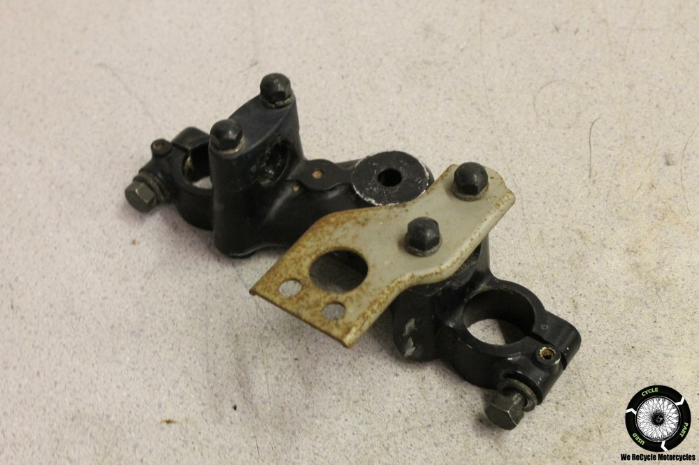 1983 Suzuki DR100 FORKS UPPER TRIPLE TREE CLAMP DR 100 83