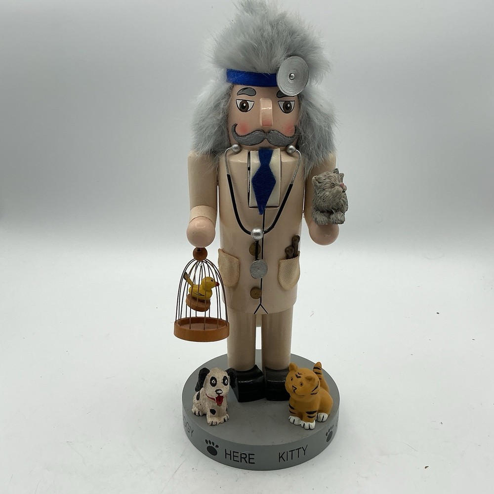 Rare -Vintage Nutcracker Village Veterinary Nutcracker- 2000