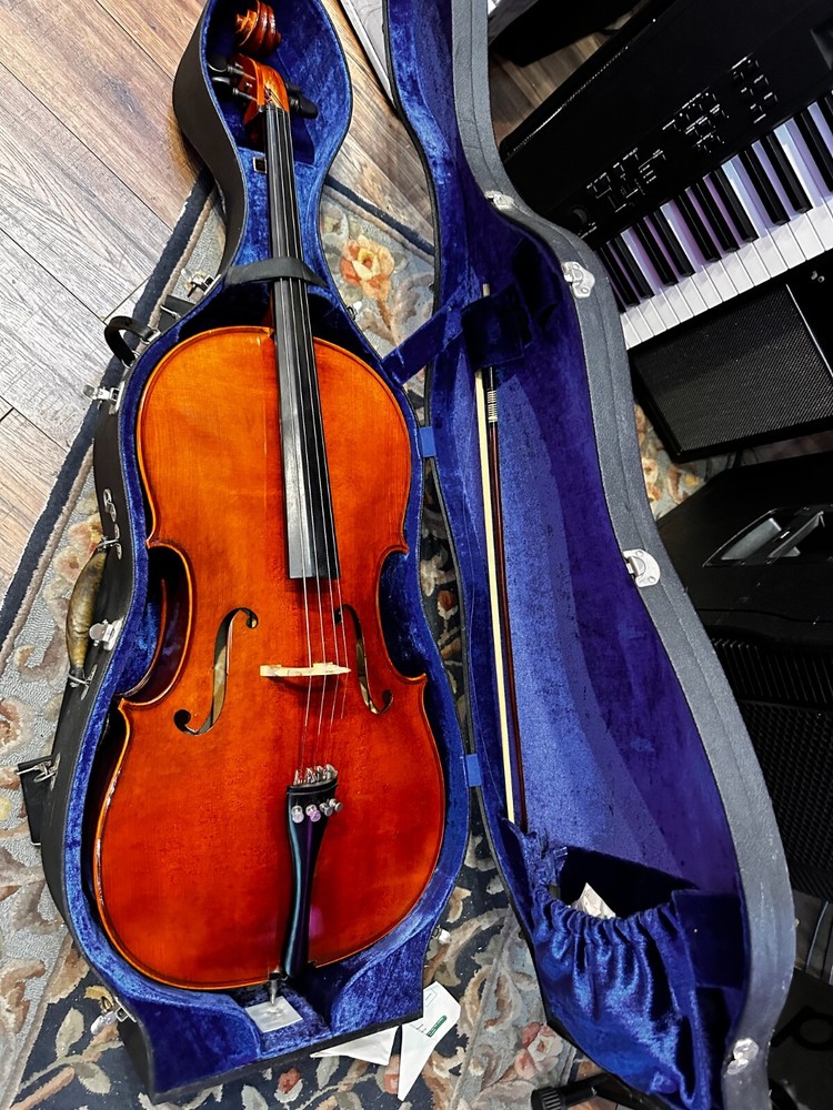 Copy of Antonius Stradivarius cello