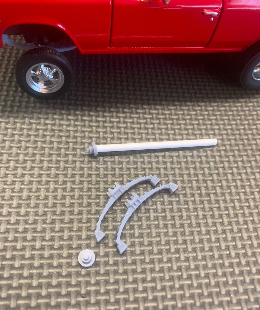 1:64 Adjustable Gasser Straight Axle Leaf Spring Front End Set. (3) units