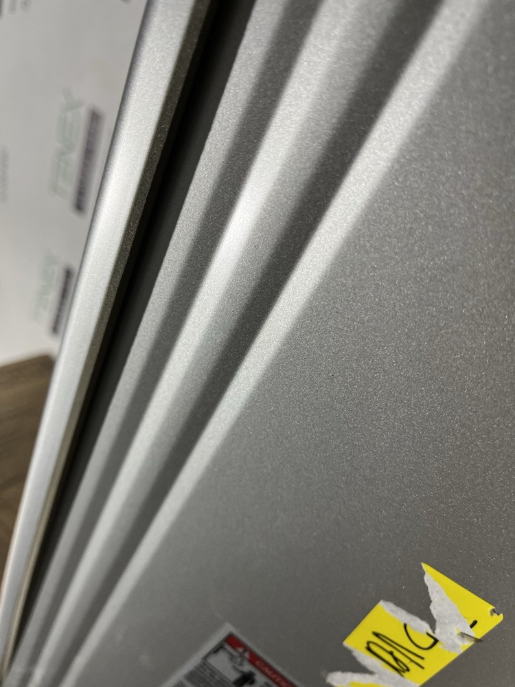 Rinnai RE140iN Indoor Tankless Water Heater 140k BTU Natural Gas (C-14 #1807)