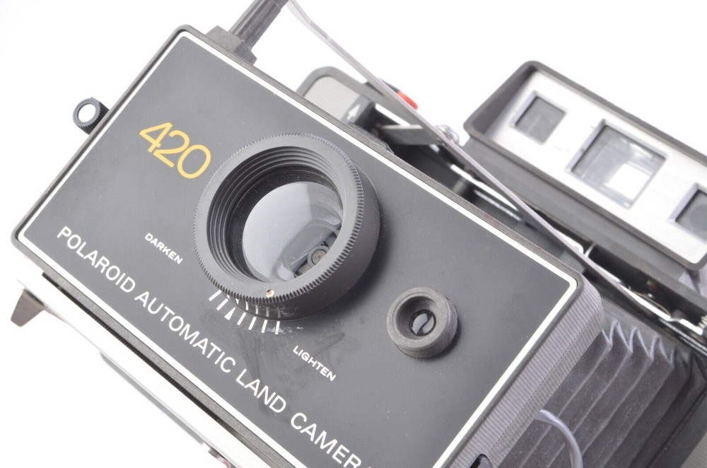Polaroid 420 Automatic Land Camera w/ Strap in Box