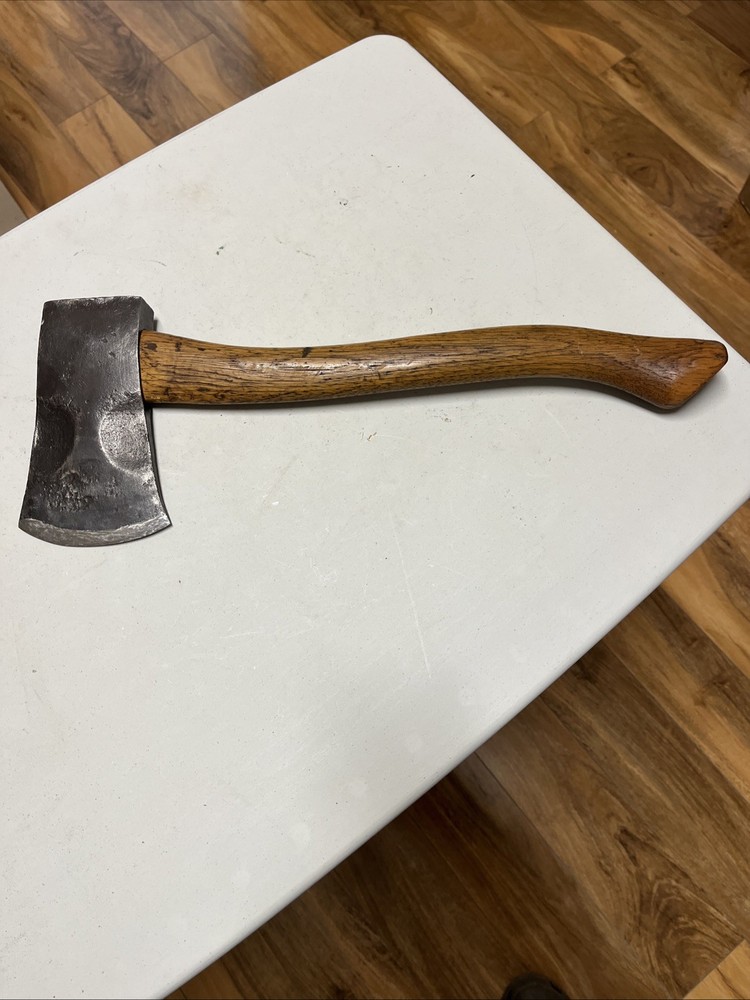 Vintage Hatchet. Unbranded.  Axe.  H-102
