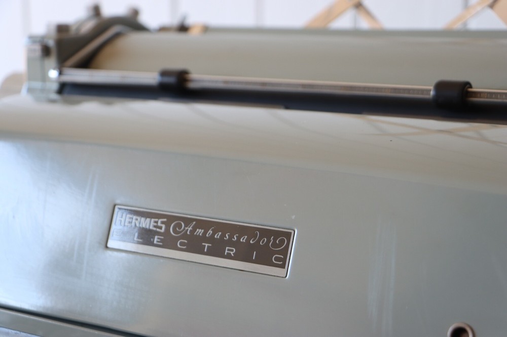 Hermes Ambassador Electric Typewriter