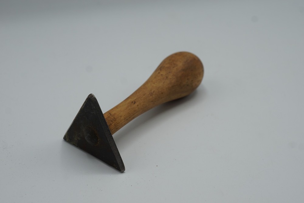 Shave Hook Collectible Woodworking Carpentry Hand Tool Triangular Blade
