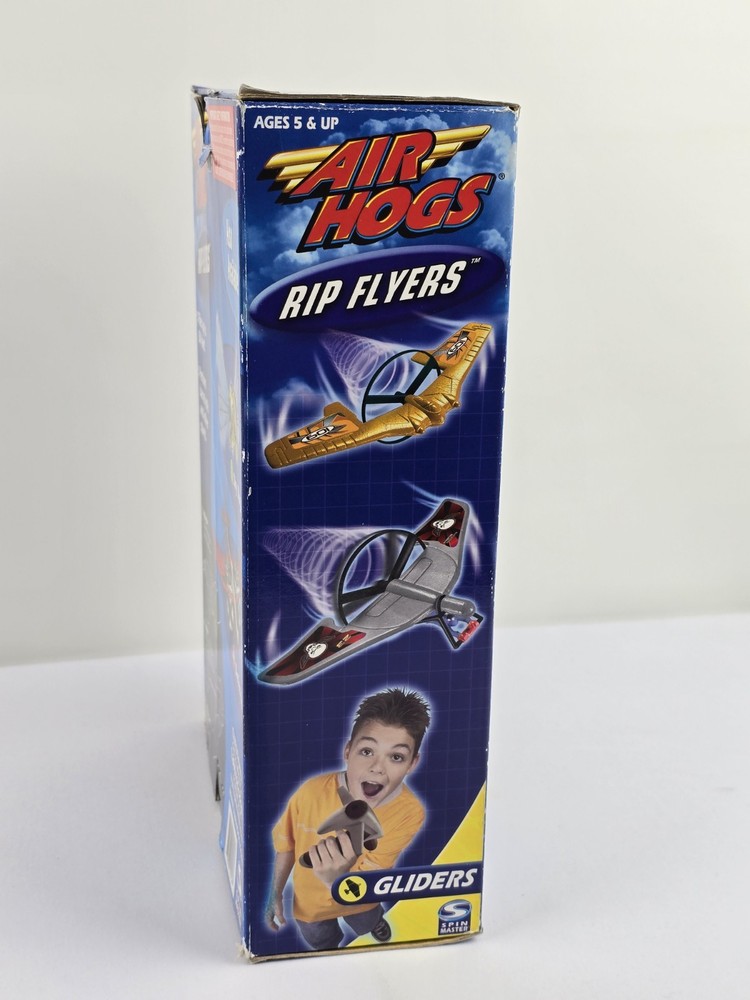 AIR HOGS RIP FLYERS (BARREL ROLLING STUNT GLIDERS!)