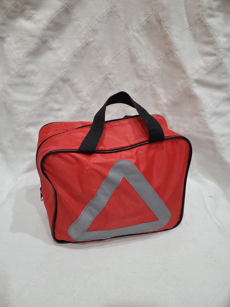 Performance Tool Deluxe Roadside Emergency Kit