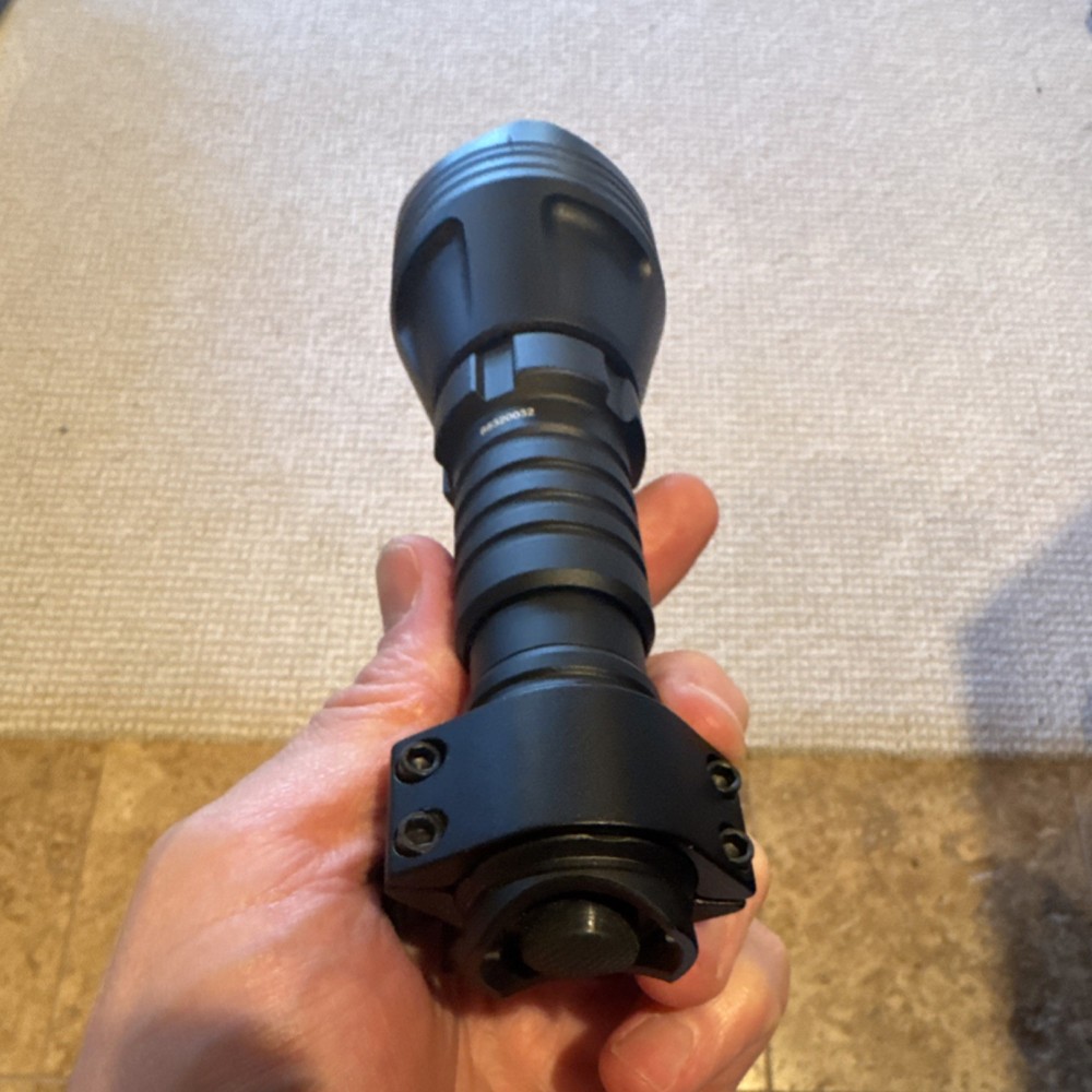 Odepro KL52IR PRO Zoomable Long Range LED Flashlight Kit w/ Mount