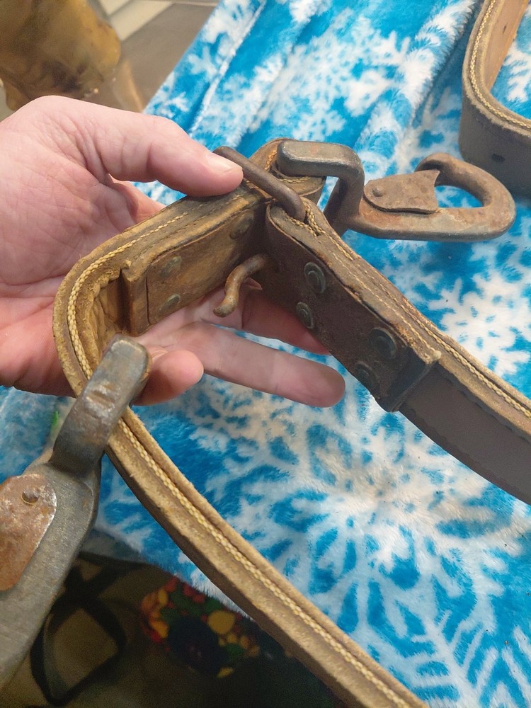 Vintage lineman's positioning strap or belt