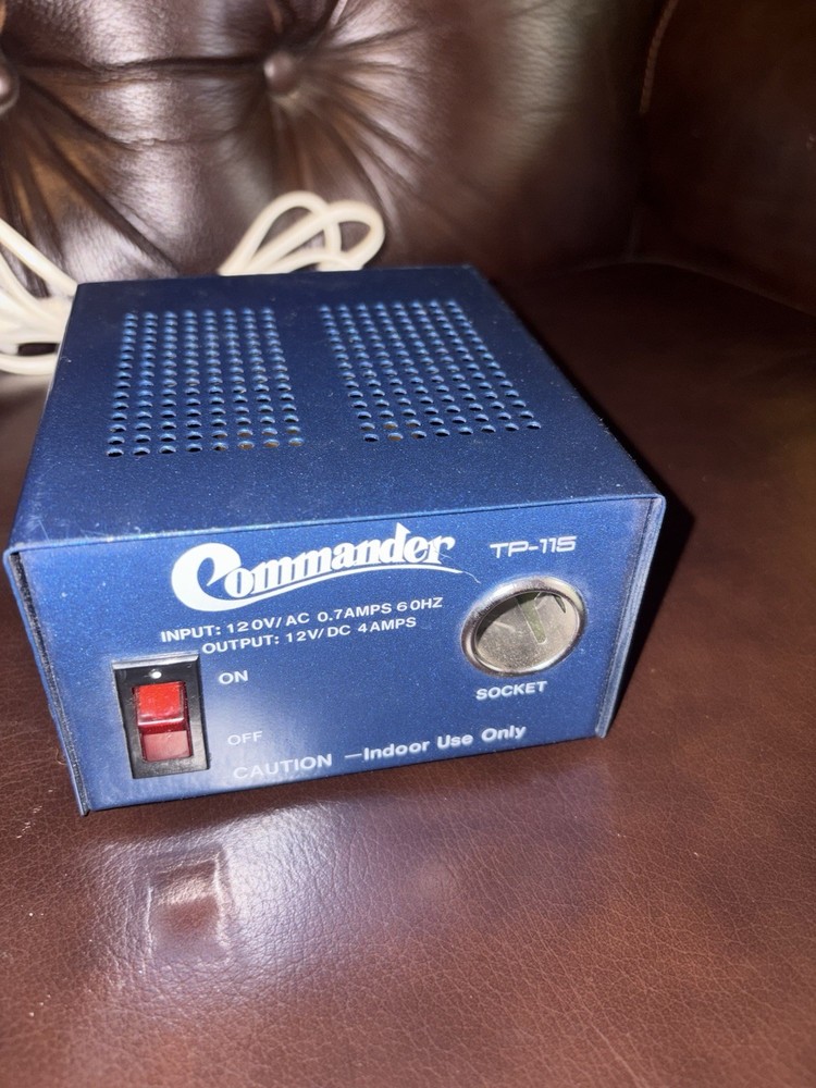 COMMANDER TP-115 BENCH POWER SUPPLY 12V / 4.5A - CB TESTER